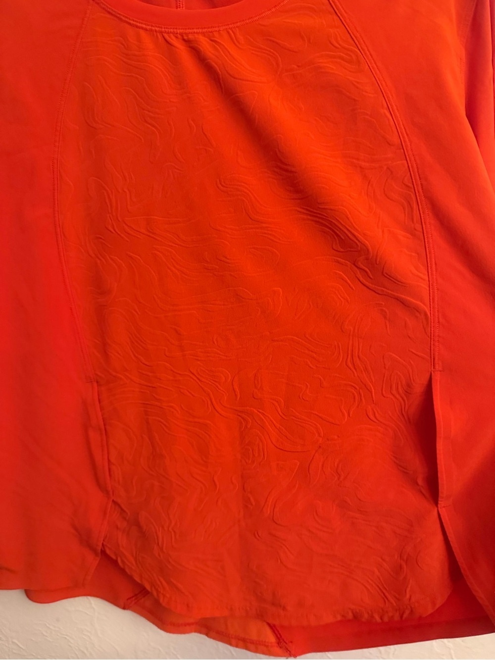 Lululemon Coral Short-Sleeve Stretch Running Tee - Picture 3 of 8